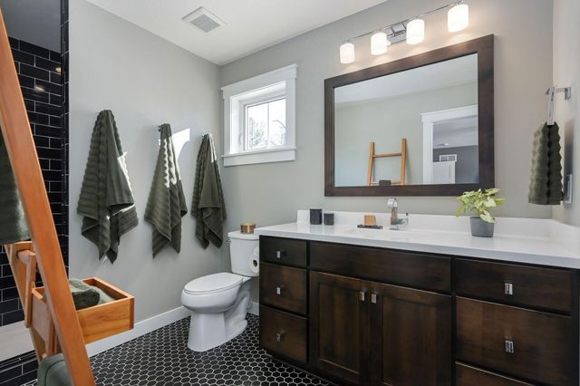 5617 Abbott Avenue S, Edina, MN 55410