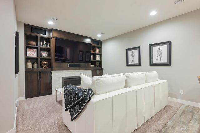 5617 Abbott Avenue S, Edina, MN 55410