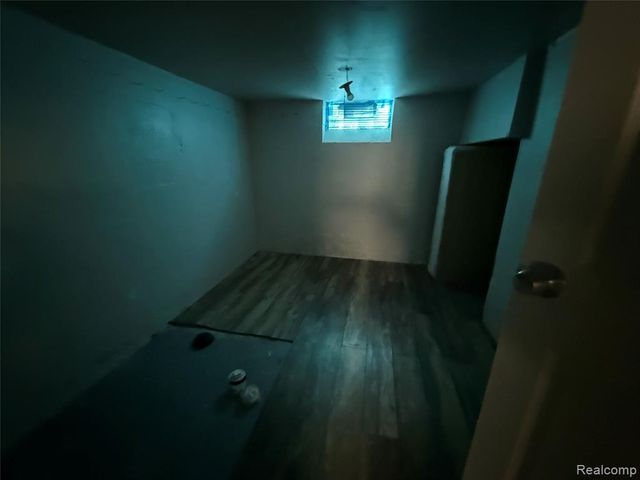 19774 Strasburg Street, Detroit, MI 48205