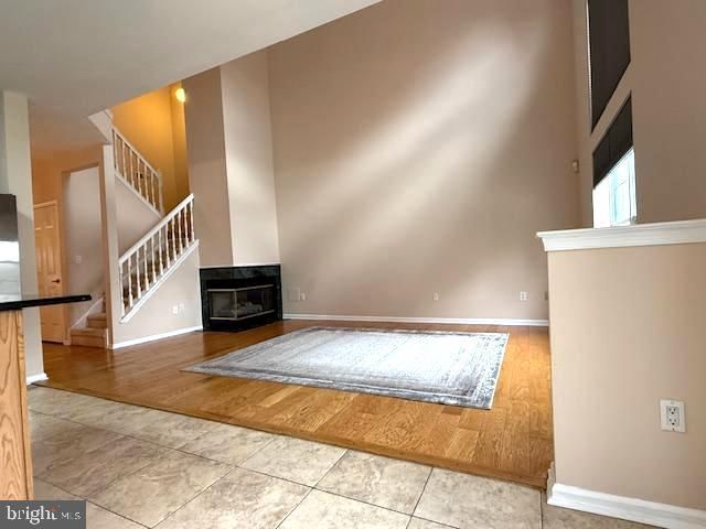 8003 NORMANDY DR, Mount Laurel, NJ 08054