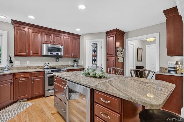 1189 Maple Road, Amherst, NY 14221