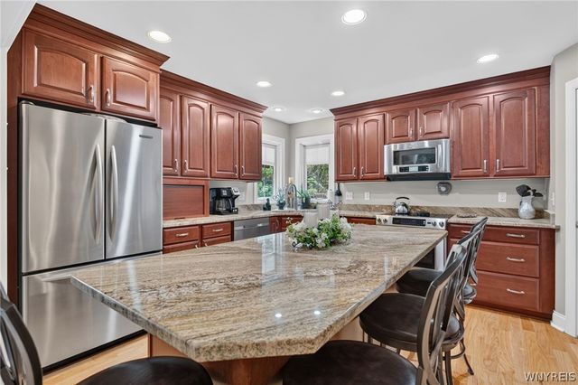 1189 Maple Road, Amherst, NY 14221