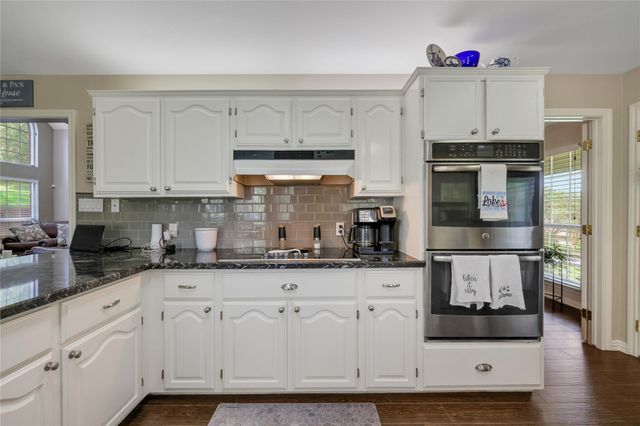 220 Lake Oaks Boulevard, Coldspring, TX 77331