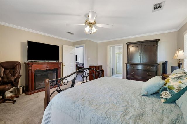 220 Lake Oaks Boulevard, Coldspring, TX 77331