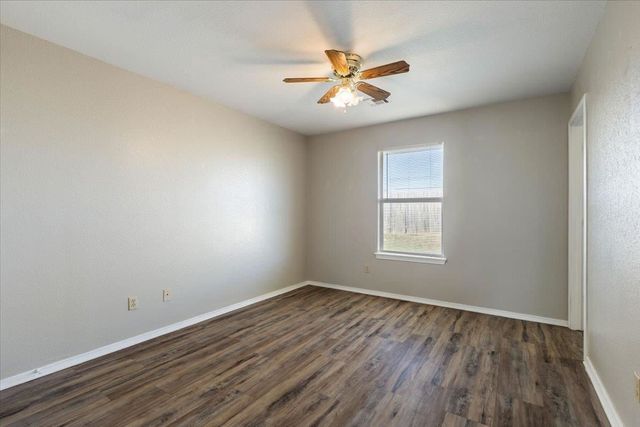 209 E B Ave, Cache, OK 73527