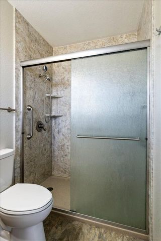 209 E B Ave, Cache, OK 73527