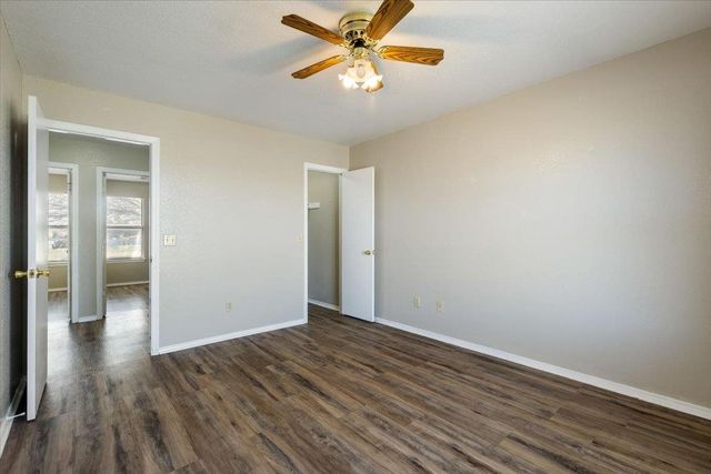 209 E B Ave, Cache, OK 73527