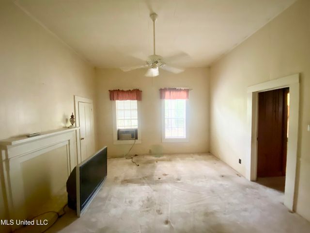 613 Georgetown Street, Hazlehurst, MS 39083
