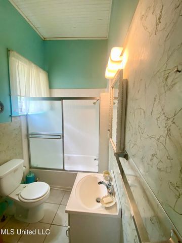 613 Georgetown Street, Hazlehurst, MS 39083