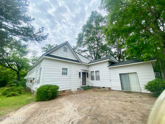 613 Georgetown Street, Hazlehurst, MS 39083
