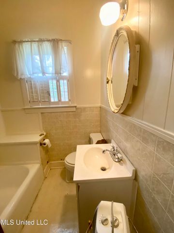 613 Georgetown Street, Hazlehurst, MS 39083