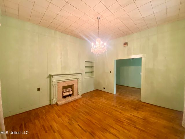 613 Georgetown Street, Hazlehurst, MS 39083