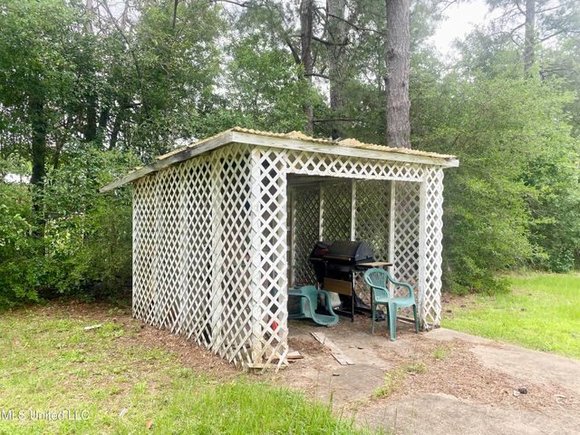 613 Georgetown Street, Hazlehurst, MS 39083