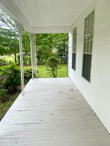 613 Georgetown Street, Hazlehurst, MS 39083