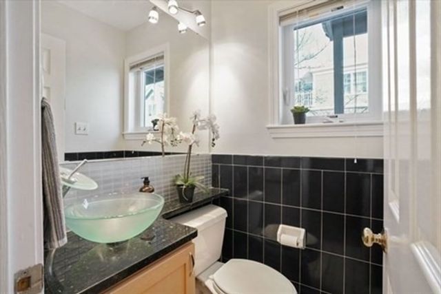 27 Lopez Street 27, Cambridge, MA 02139