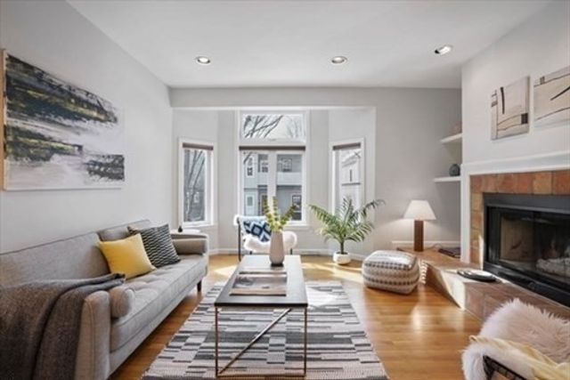 27 Lopez Street 27, Cambridge, MA 02139