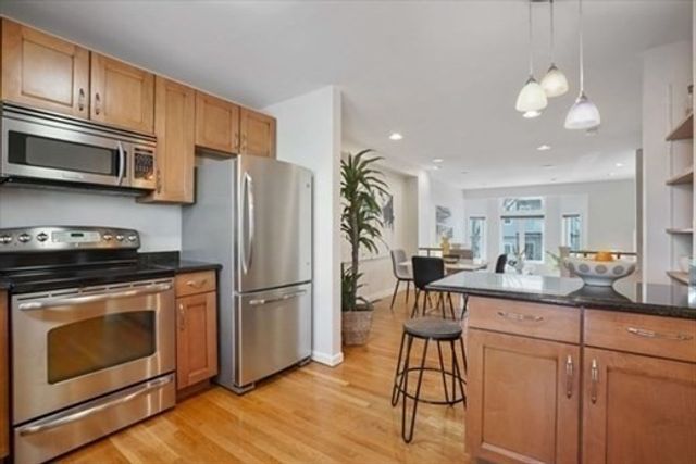 27 Lopez Street 27, Cambridge, MA 02139