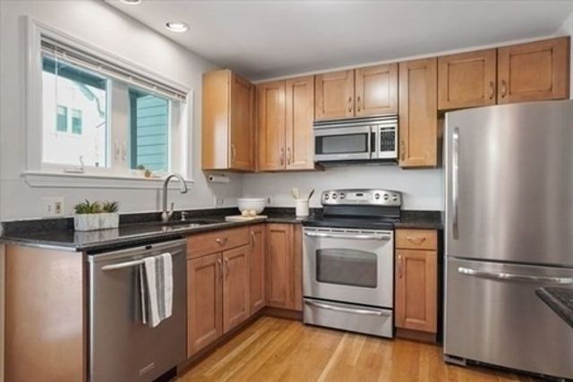 27 Lopez Street 27, Cambridge, MA 02139