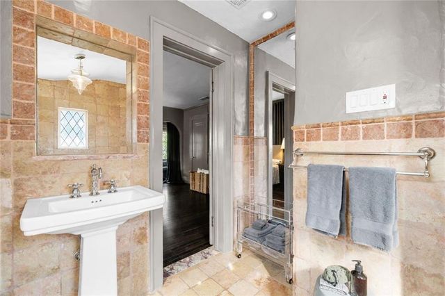 43 28th Street NW, Atlanta, GA 30309