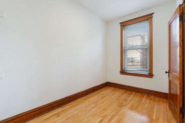 2548 W Augusta Avenue 2R, Chicago, IL 60622