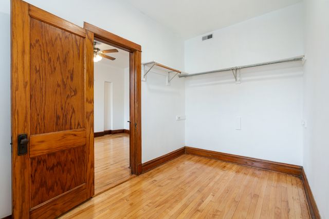 2548 W Augusta Avenue 2R, Chicago, IL 60622