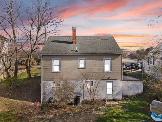 511 S Dixie Street, London, KY 40741