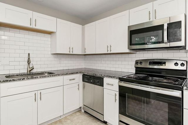 7304 E 85th Terrace, Kansas City, MO 64138