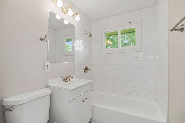 7304 E 85th Terrace, Kansas City, MO 64138