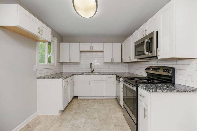 7304 E 85th Terrace, Kansas City, MO 64138