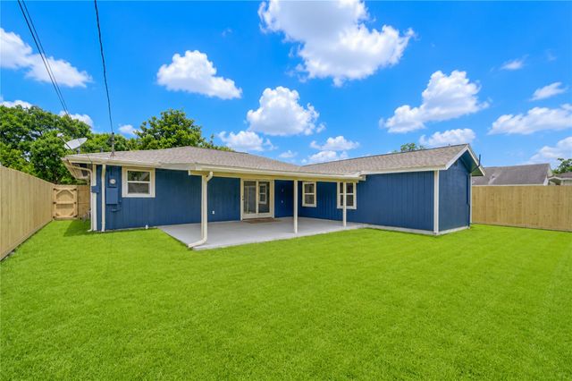 3538 Truxton Drive, Pasadena, TX 77503