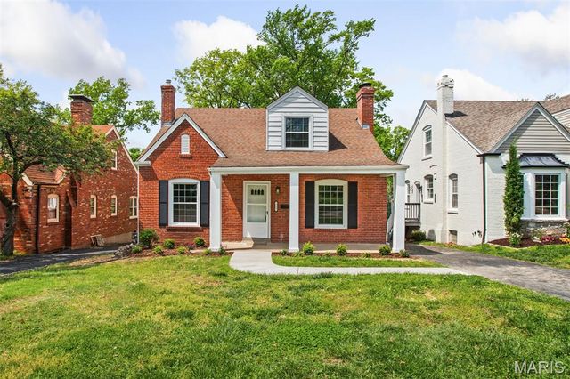 553 Westview Drive, University City, MO 63130