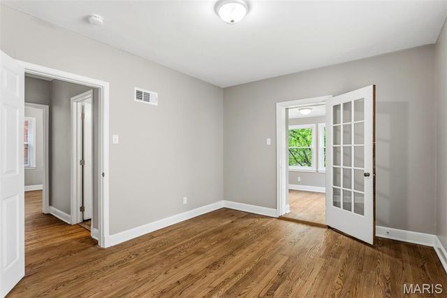553 Westview Drive, University City, MO 63130