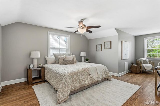 553 Westview Drive, University City, MO 63130