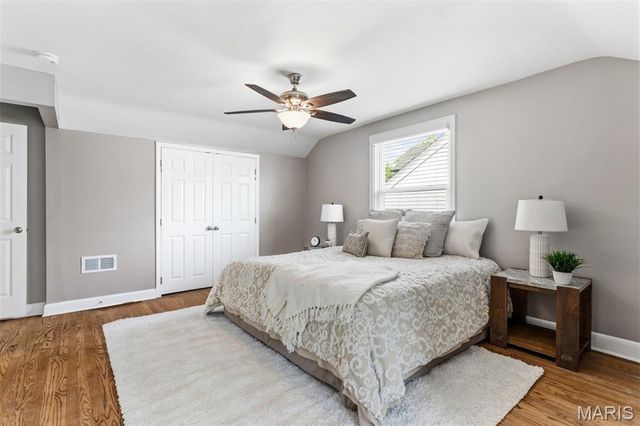553 Westview Drive, University City, MO 63130