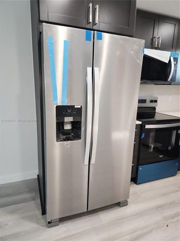 2931 E Sunrise Lakes Dr 205, Sunrise, FL 33322