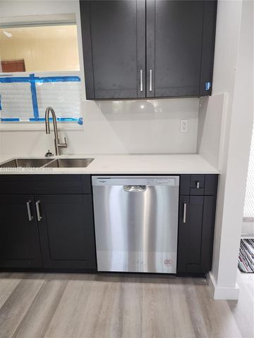 2931 E Sunrise Lakes Dr 205, Sunrise, FL 33322