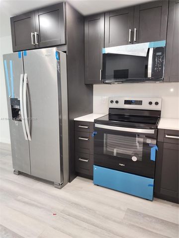 2931 E Sunrise Lakes Dr 205, Sunrise, FL 33322