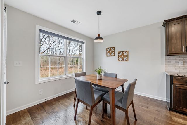 612 Crowder Ct, Clarksville, TN 37042