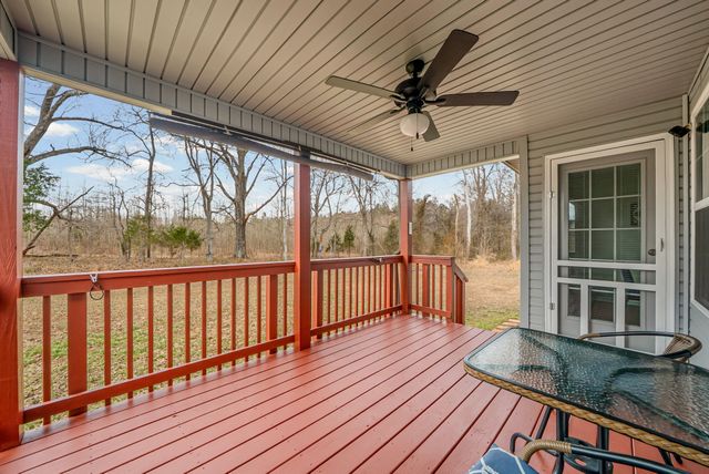 612 Crowder Ct, Clarksville, TN 37042