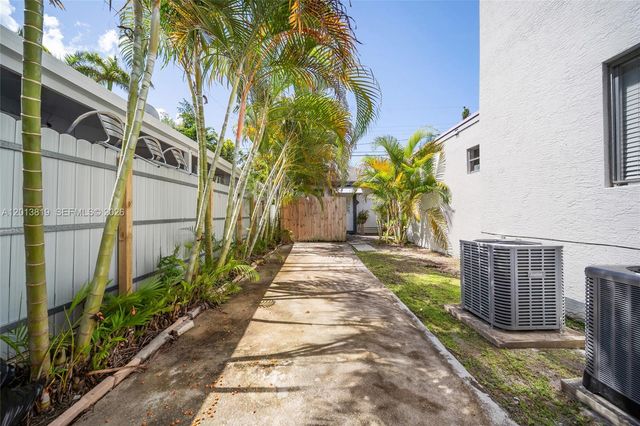 1520 SW 11th Ter A, Miami, FL 33135