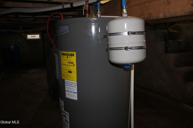 459 State Highway 334, Johnstown, NY 12095