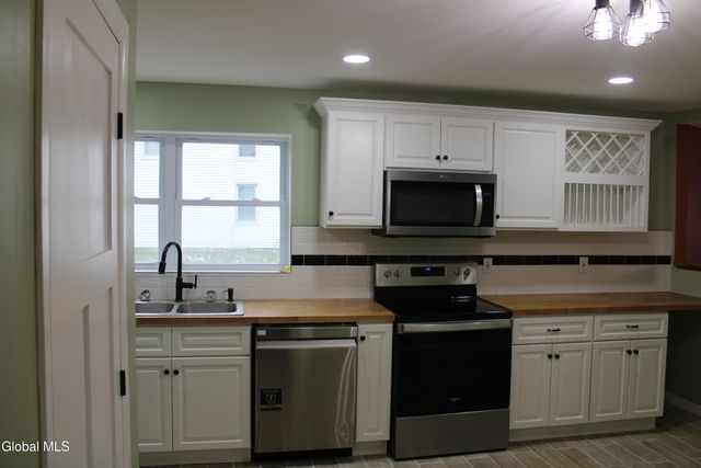 459 State Highway 334, Johnstown, NY 12095