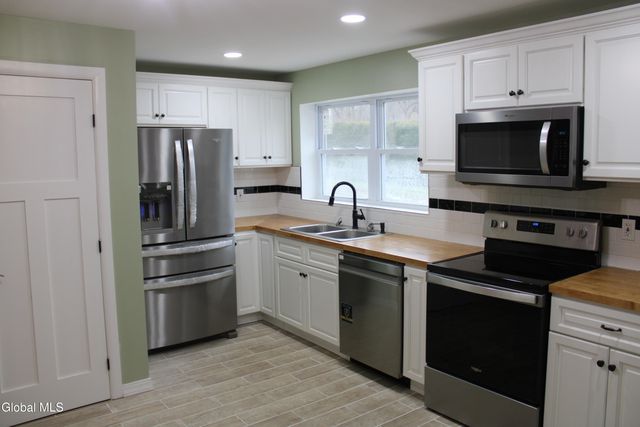 459 State Highway 334, Johnstown, NY 12095