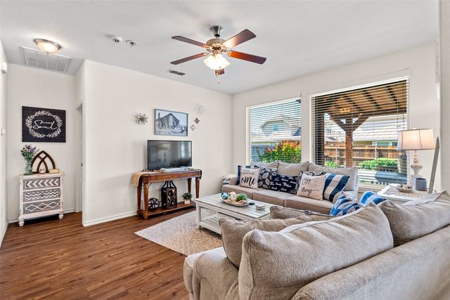 1737 Kachina Lodge Road, Fort Worth, TX 76131