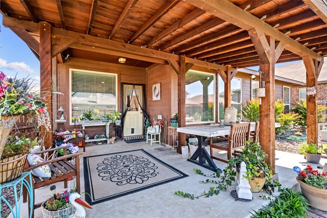 1737 Kachina Lodge Road, Fort Worth, TX 76131