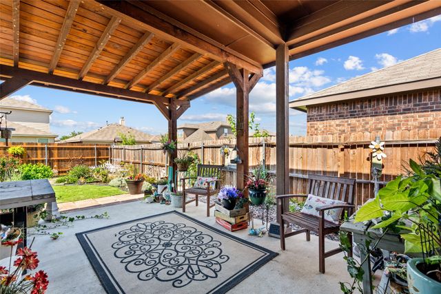 1737 Kachina Lodge Road, Fort Worth, TX 76131