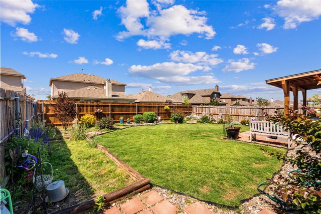 1737 Kachina Lodge Road, Fort Worth, TX 76131