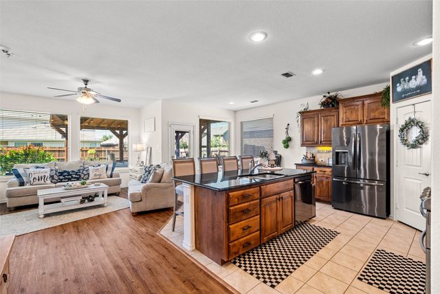 1737 Kachina Lodge Road, Fort Worth, TX 76131