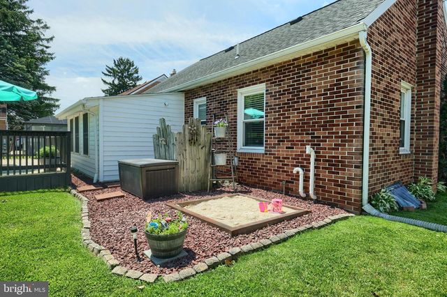 405 N WILLIAMS ST, York, PA 17404