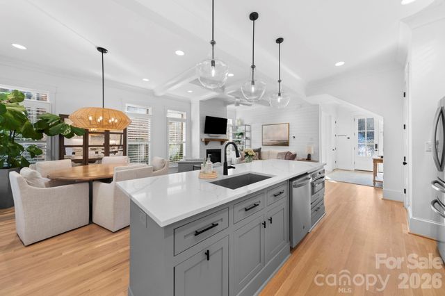 6517 Gardner Lane, Charlotte, NC 28270